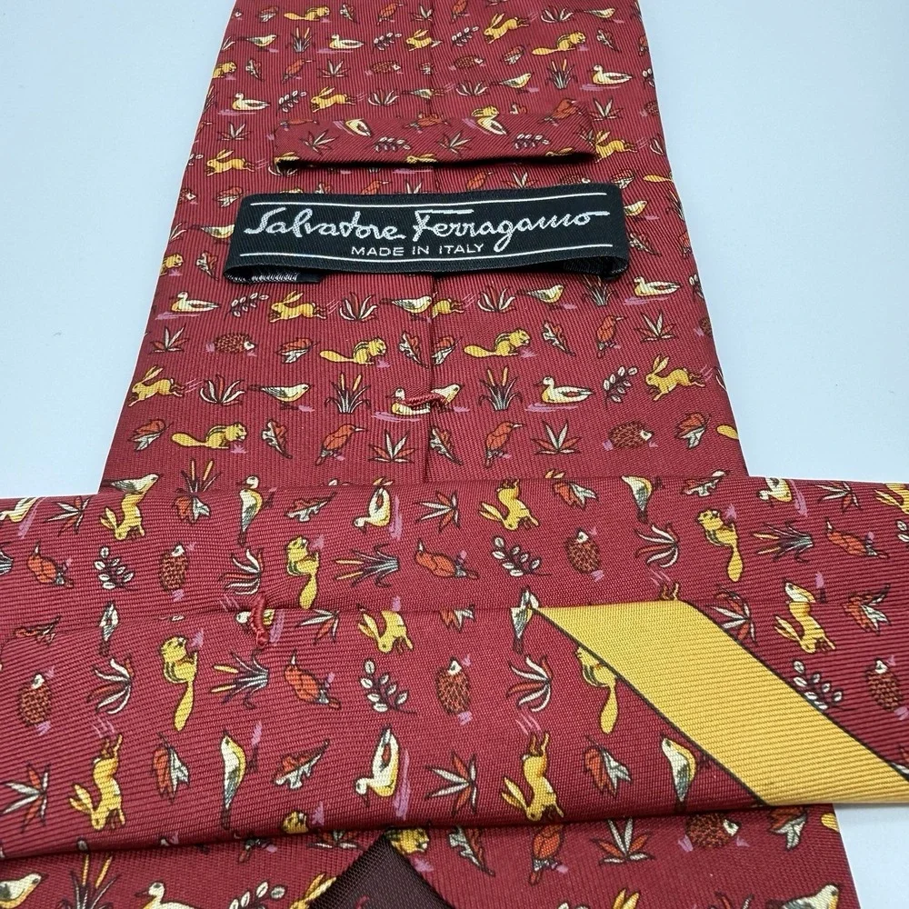 Salvatore Ferragamo‎ Silk Tie Italy Red Yellow Rabbit Bird Leaf Chipmunk Nature